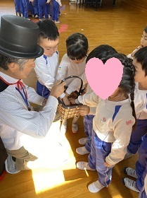 1572938842523