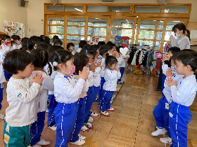 年少訪問