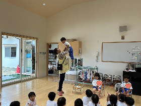 29日月6