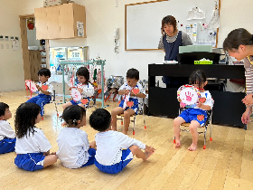 29日月6