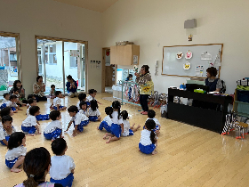 29日月6