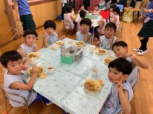 宿泊保育