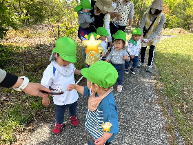 こ５