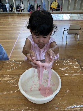 片栗粉スライム